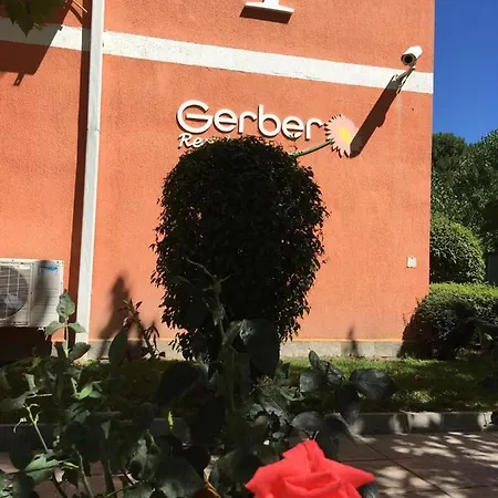 Gerber 1 شقة ساني بيتش